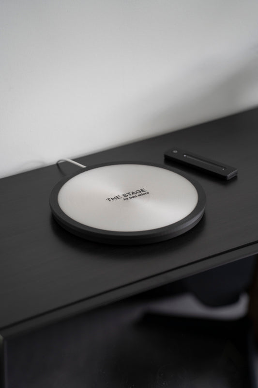 THE STAGE – LED-Lichtbühne für Vasen & Wohnaccessoires mit Fernbedienung