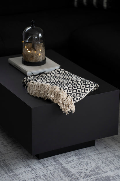 Baumwoll-Plaid mit Rautenmuster und Fransen, Schwarz/Beige