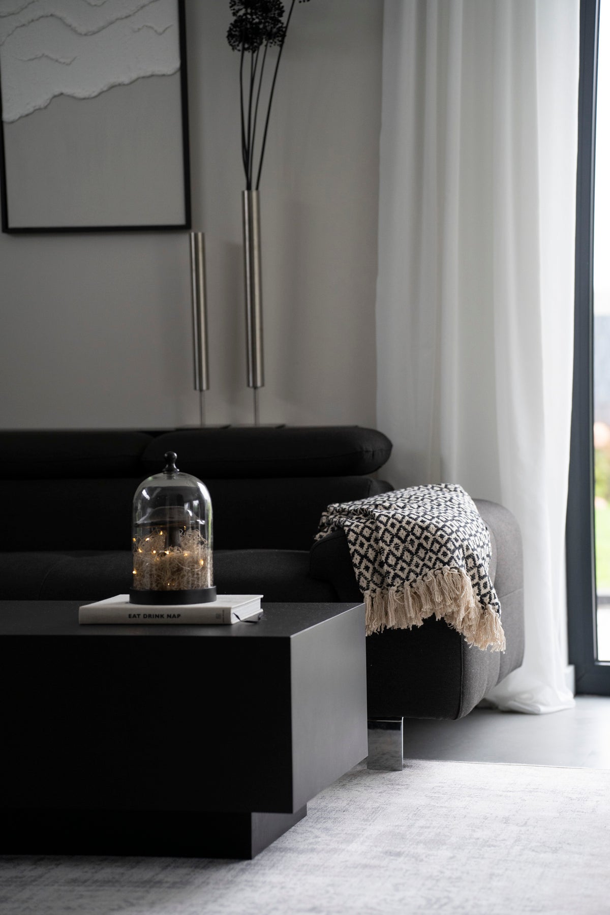 Baumwoll-Plaid mit Rautenmuster und Fransen, Schwarz/Beige