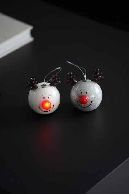 Glitzernde Rentier-Kugelanhänger mit LED-Nase, 2er-Set