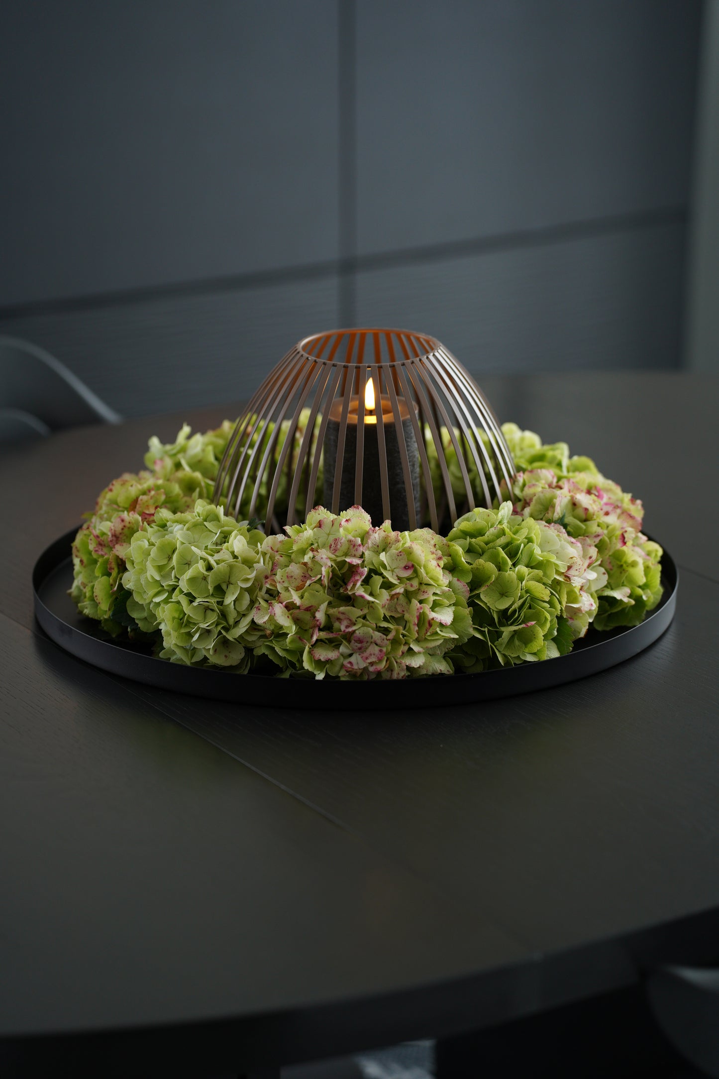 Realistische LED-Stumpenkerze aus Paraffinwachs, mit Flackerflamme (LUMI)