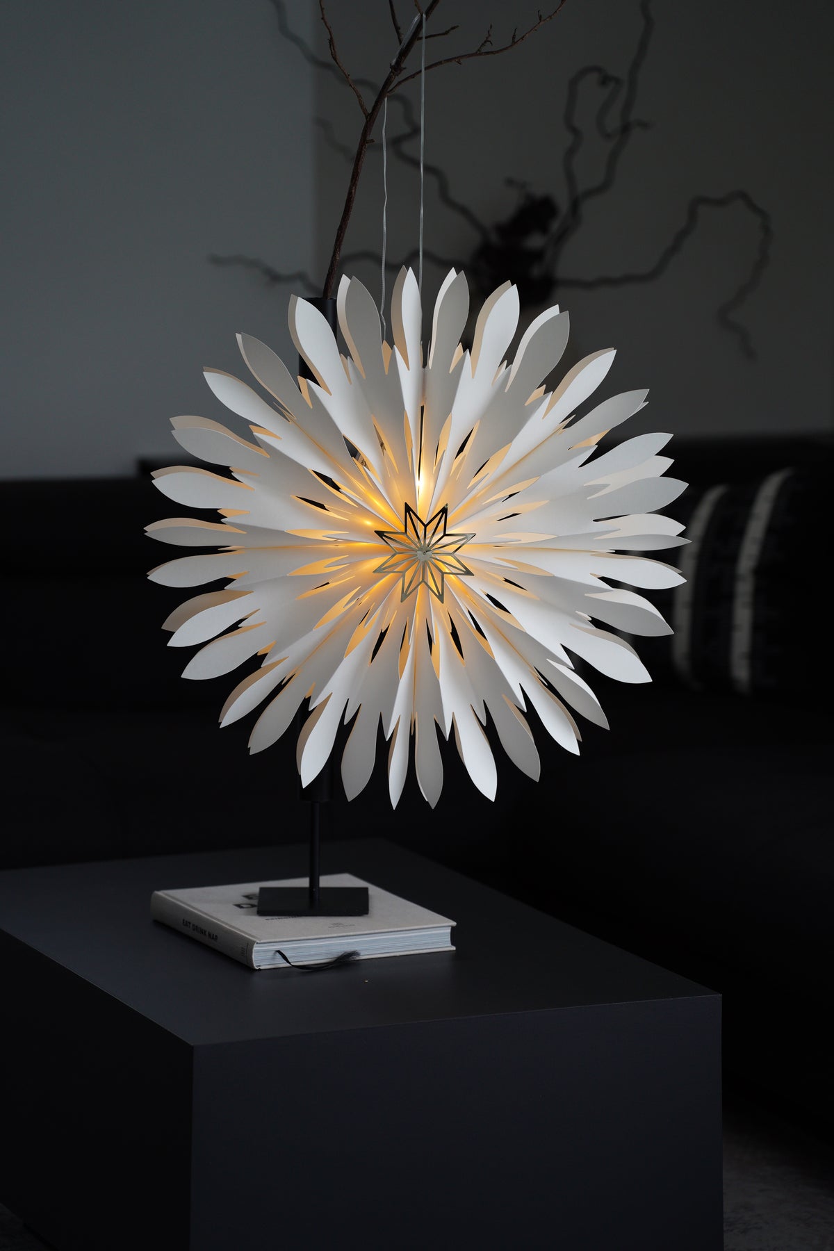 Dekorative Papier Stern LED-Deckenleuchte mit Metallelement, 60 cm