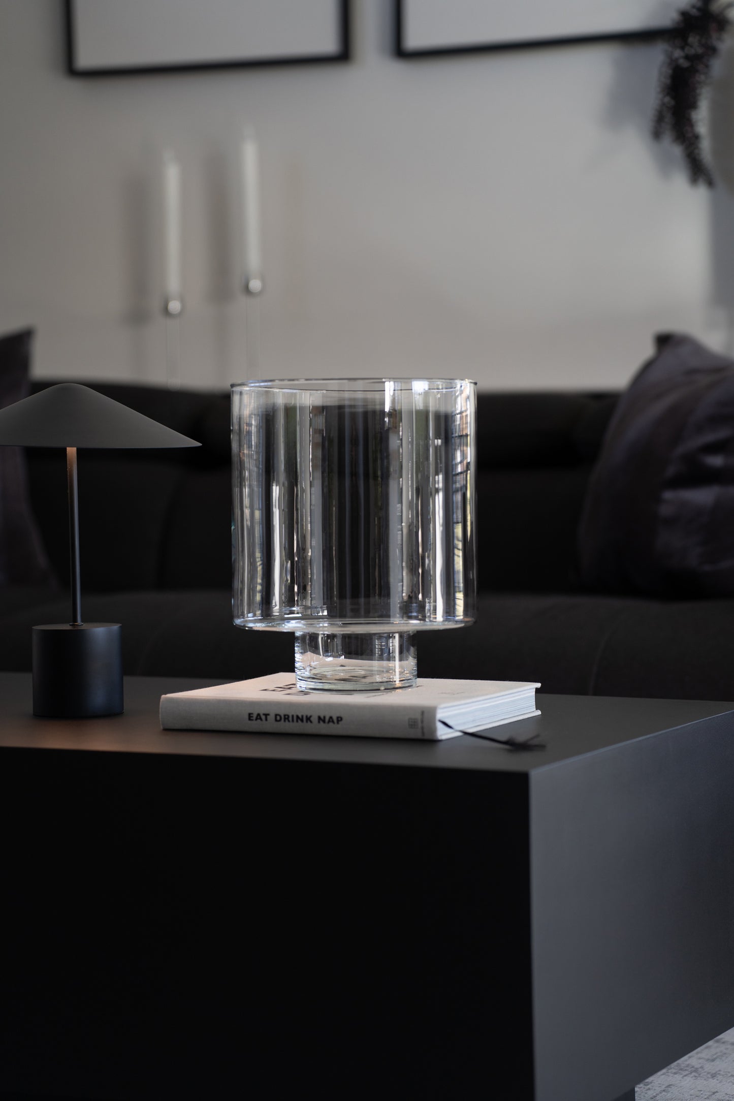 Vase mit Fuß 30 cm