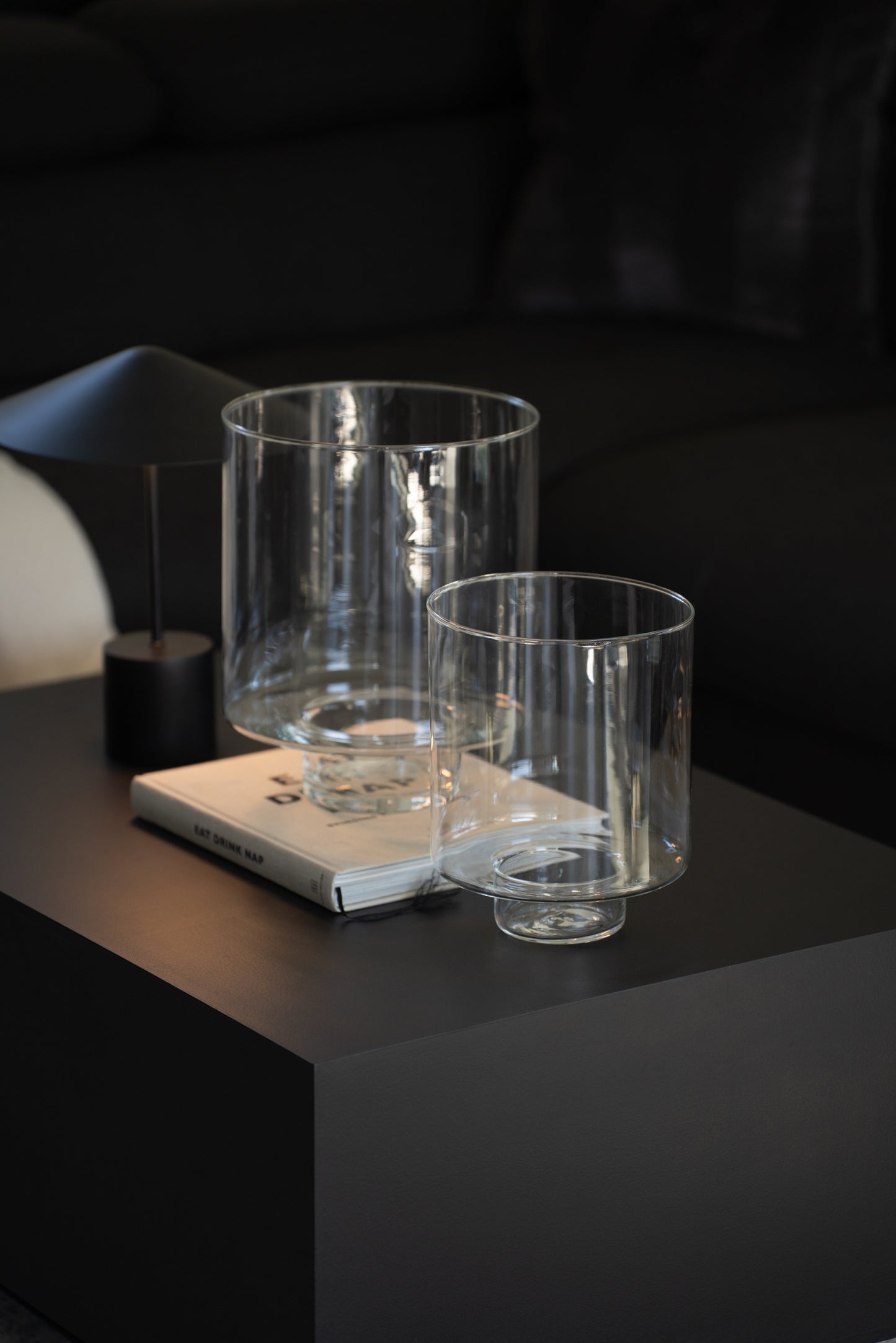 Vase mit Fuß 25 cm