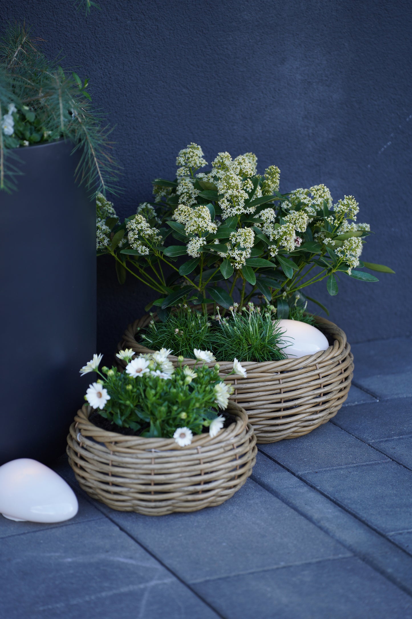 Runde Pflanzschale aus Rattan mit Folie – Naturdesign