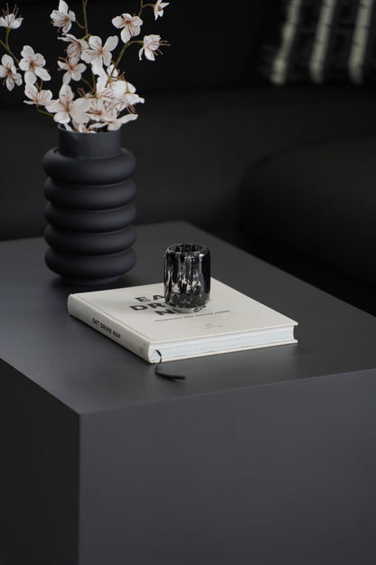 Design Windlicht aus Glas mit stilvollem schwarzen Muster