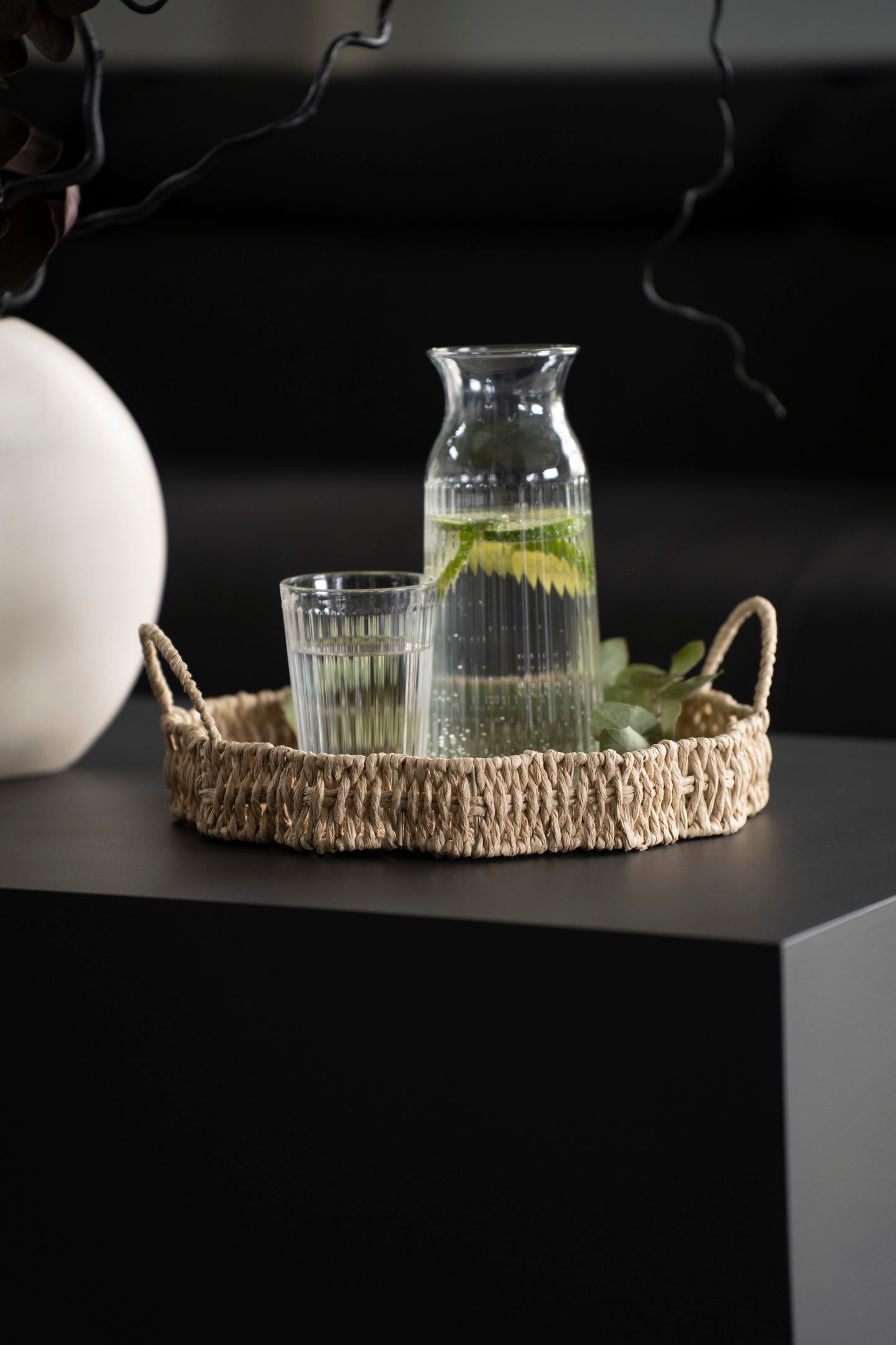 Dekotablett Natur – Handgefertigt in Blumenform, modern & vielseitig