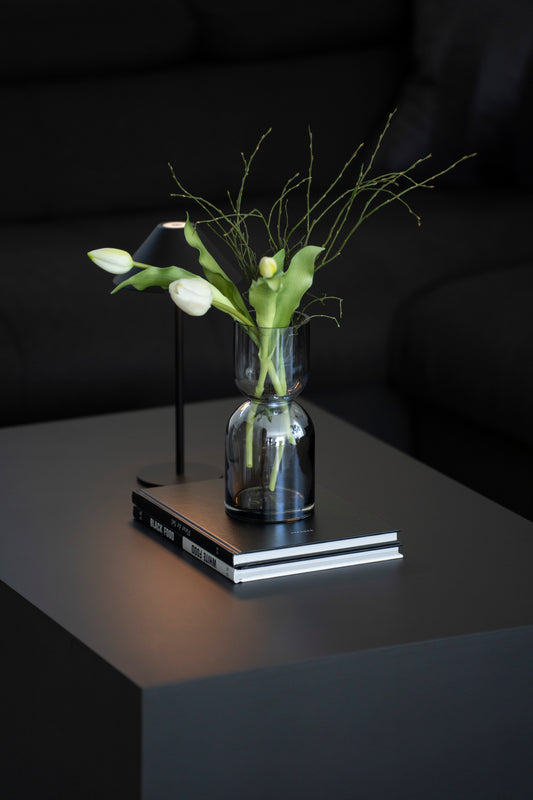 Elegante Glasvase in Grau mit Blauschimmer – 21,5 cm