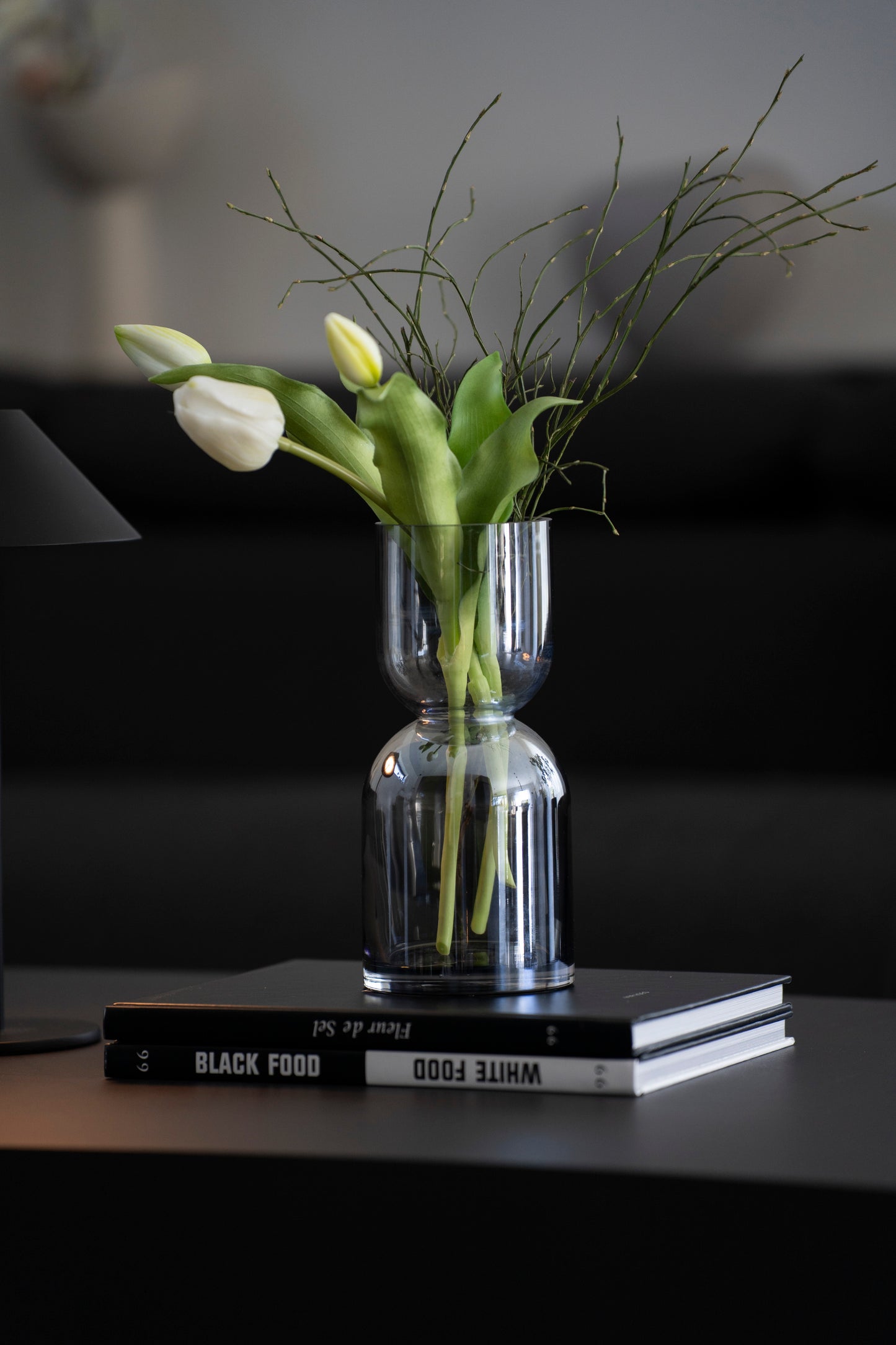 Elegante Glasvase in Grau mit Blauschimmer – 21,5 cm
