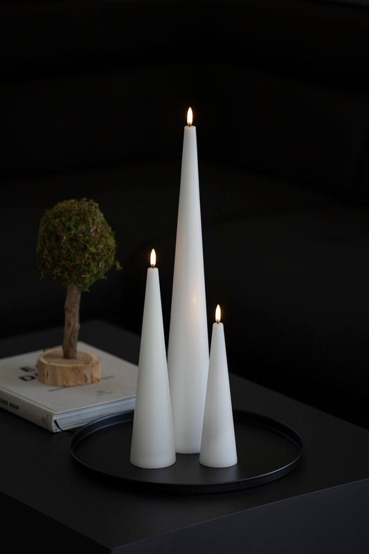 Elegante LED Kegelkerze (LUMI)