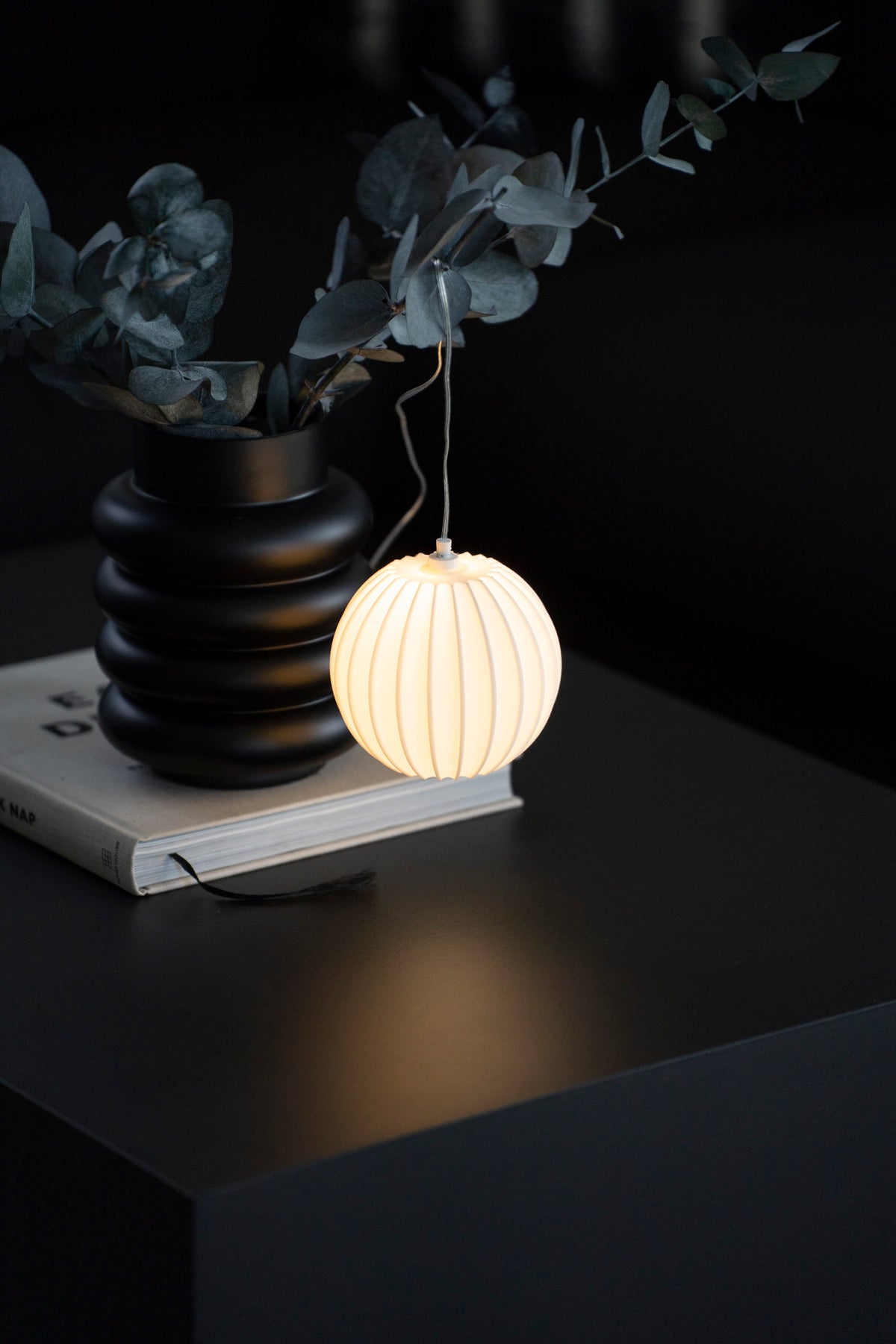 Eleganter Kugel-Lampenschirm mit Faltendesign, Ø 9 oder 12 cm (AURA)