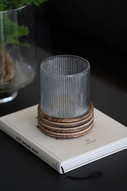 Elegantes Windlicht aus Glas & Mangoholz – 18 cm