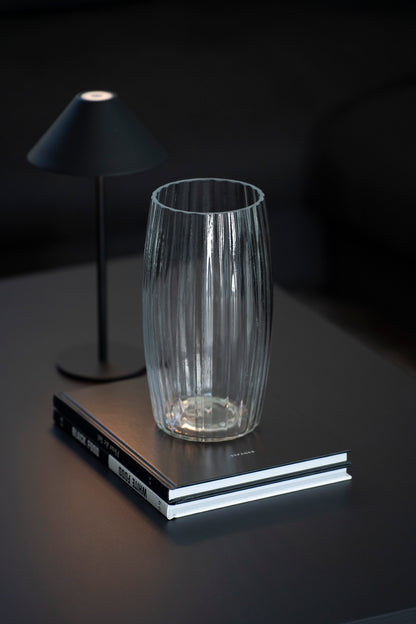 Geriffelte Glasvase in Klar – Zeitlos & Elegant