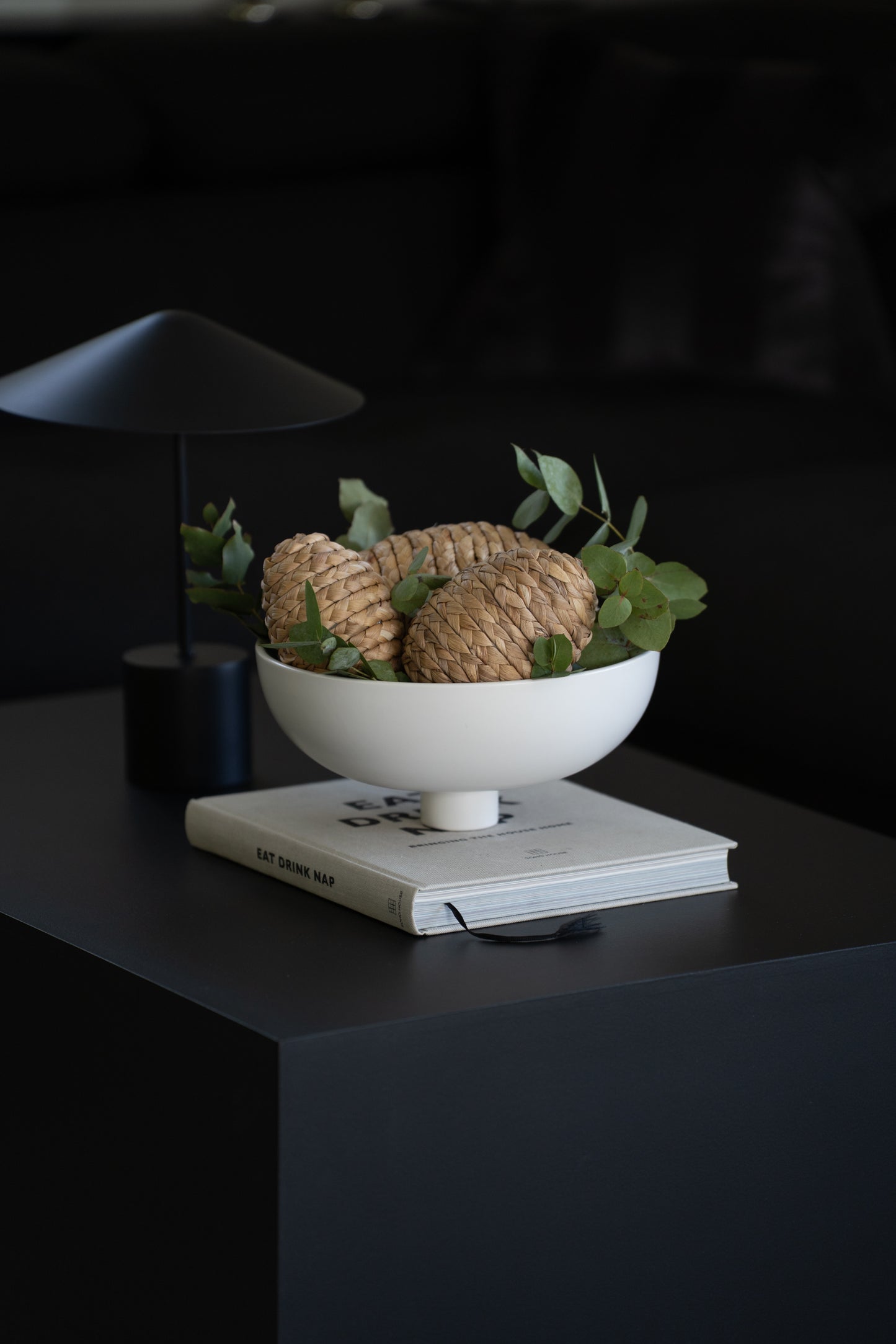 Keramik Schale auf Fuß weiß – Deko Schüssel modern rund 26cm
