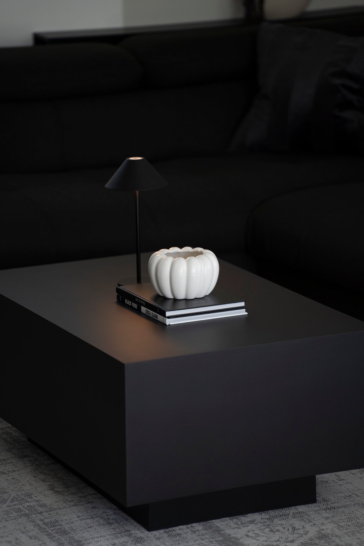 Keramik Vase in Kürbisform – Matt Weiß, modern & stilvoll