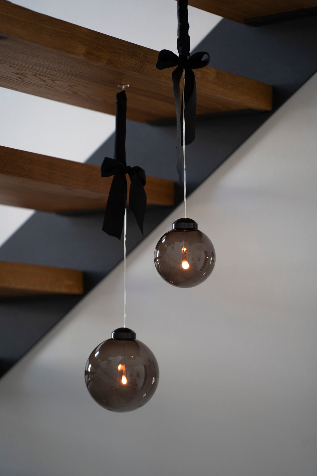 LED-Leuchtkugel mit Timerfunktion, Rauchgrau