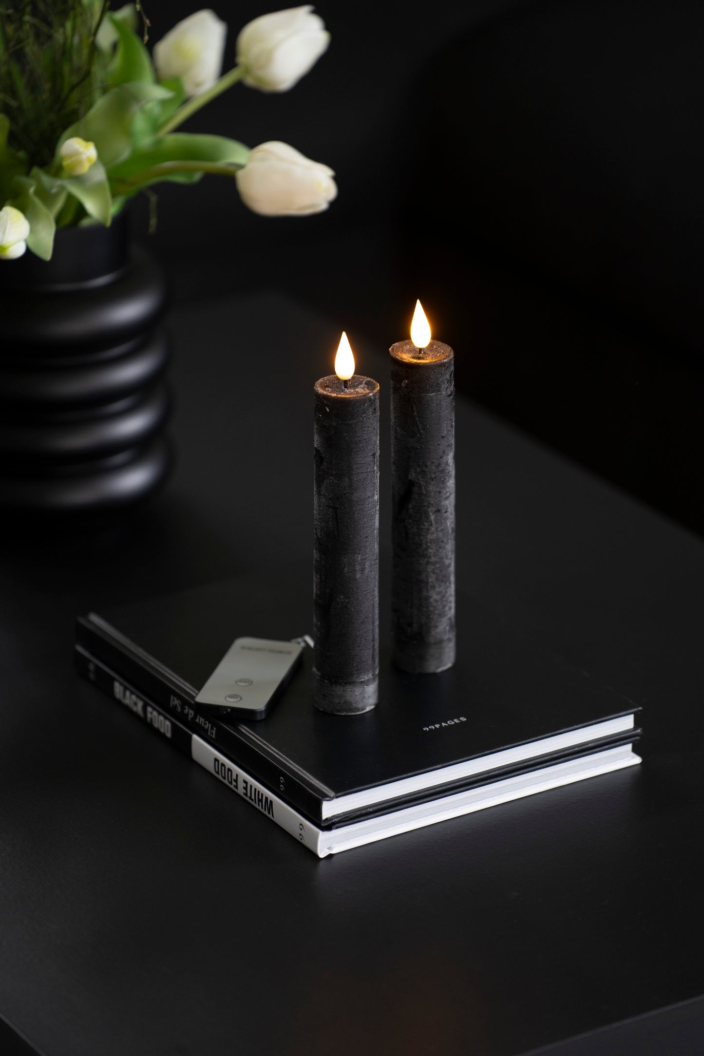 LED Stabkerzen 2er Set schwarz grau – mit Fernbedienung