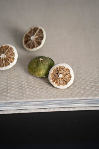 Getrocknete Limettenhälften als stilvolle Dekoration, natur-grün, 4er-Set