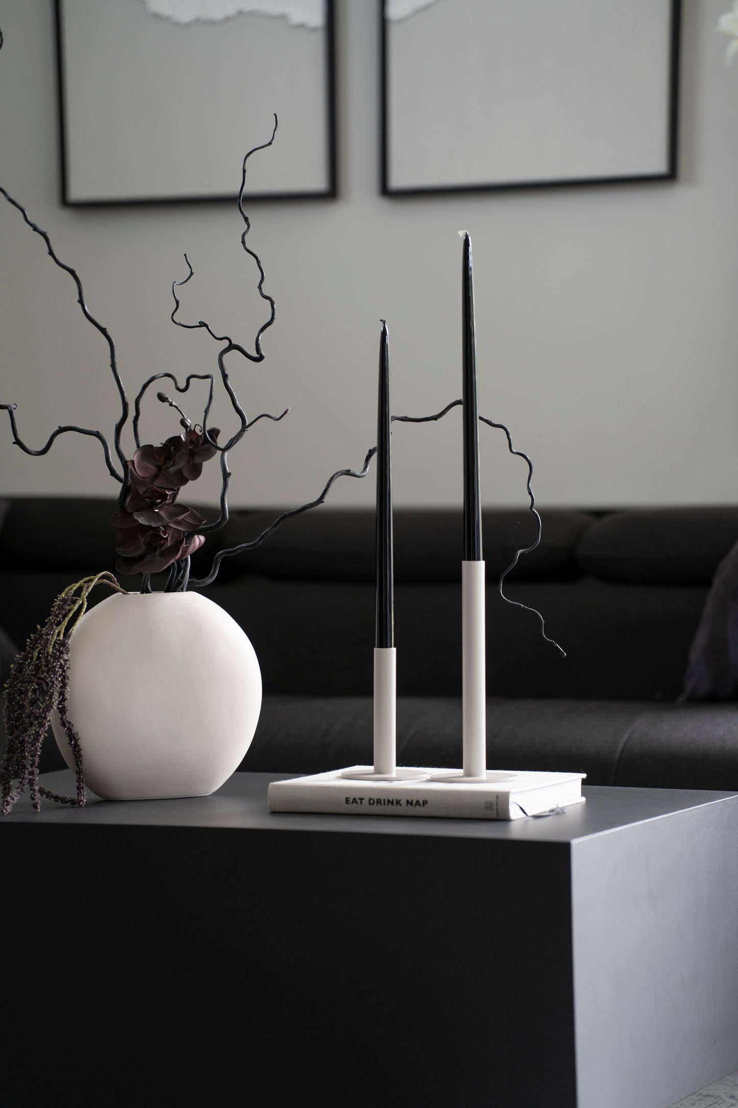 Metall-Kerzenhalter in Weiß – Minimalistisches Design