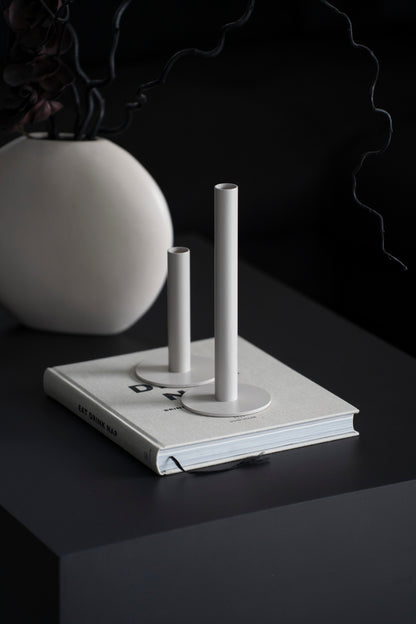 Metall-Kerzenhalter in Weiß – Minimalistisches Design
