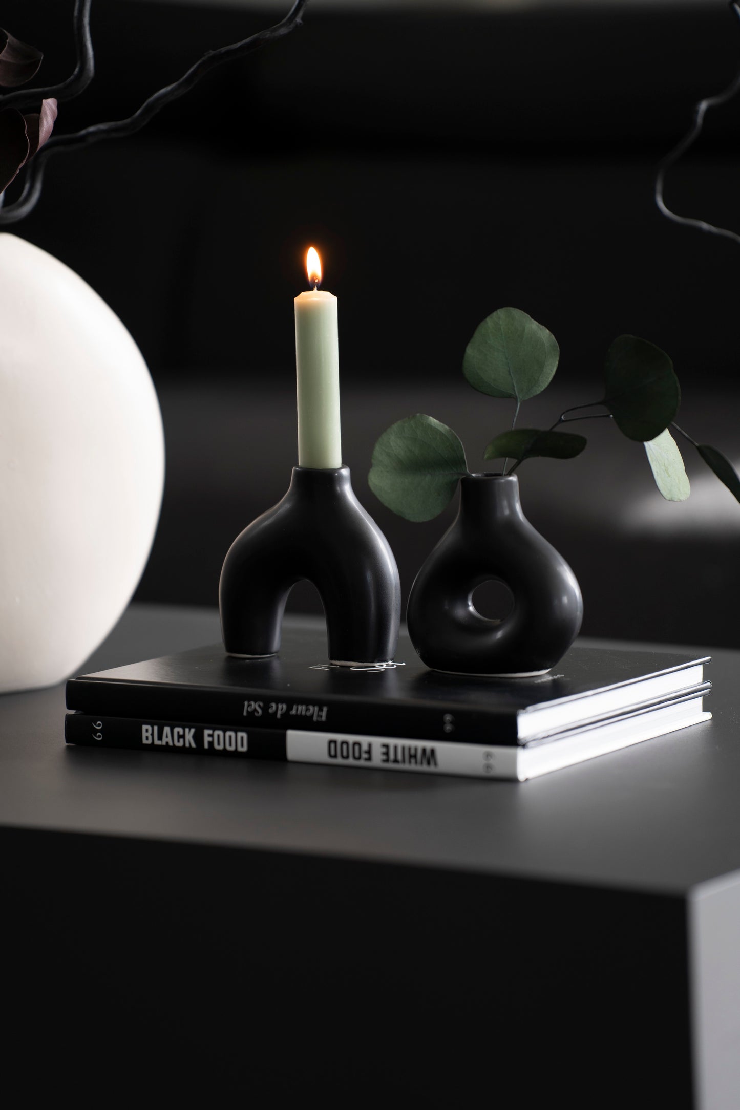 Mini Vasen schwarz Keramik – organische Deko Vasen modern klein 10cm 2er Set