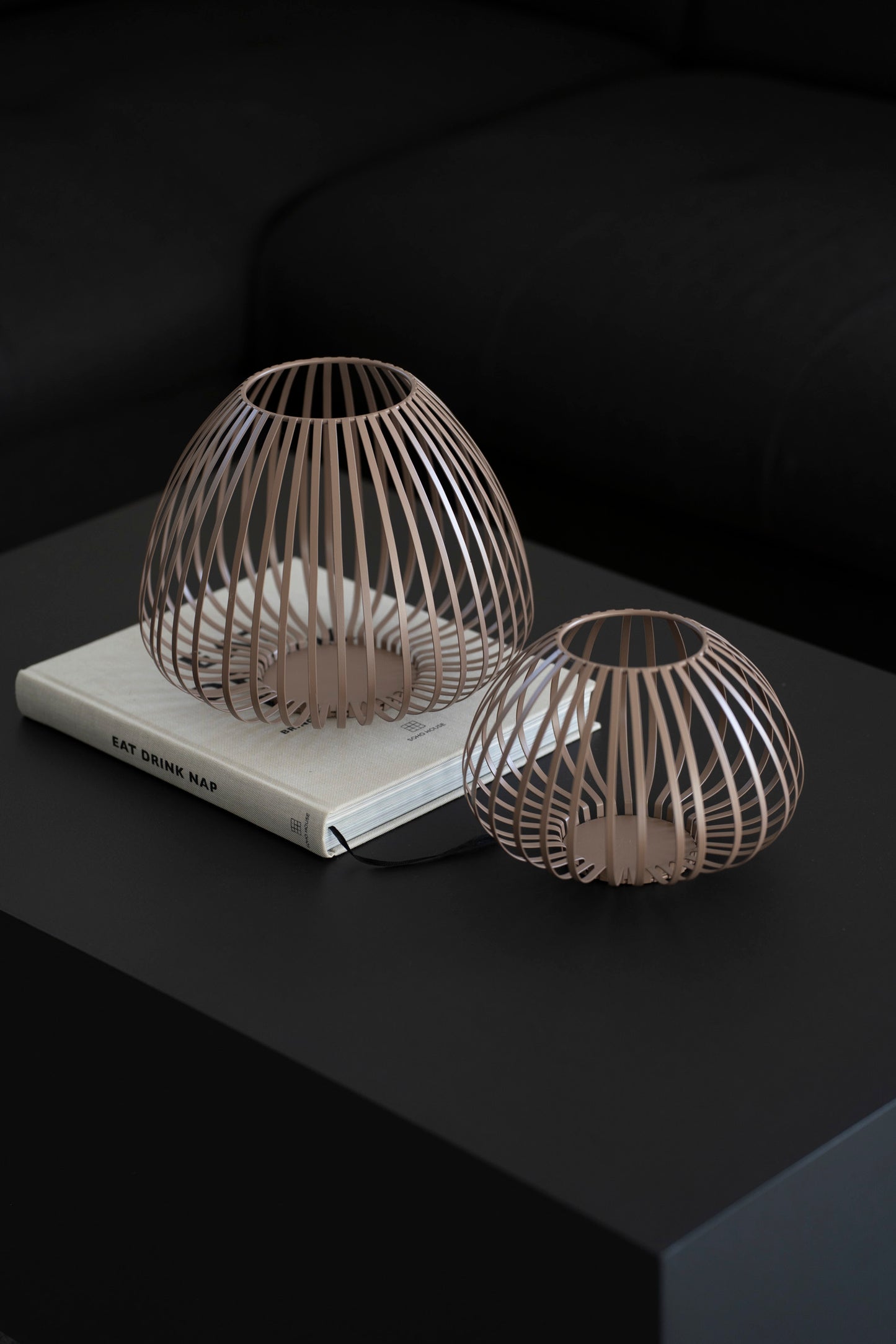 Modernes Windlicht, Braun matt