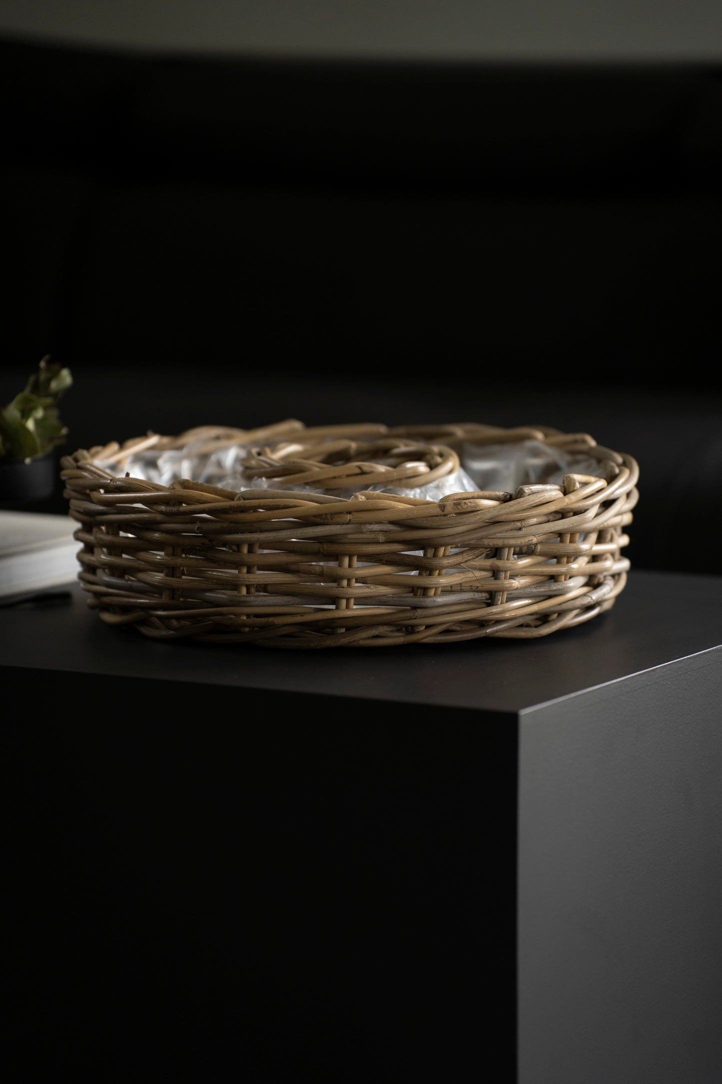 Rattan Pflanzring mit Folie Ø40 cm – natürliche Tischdeko