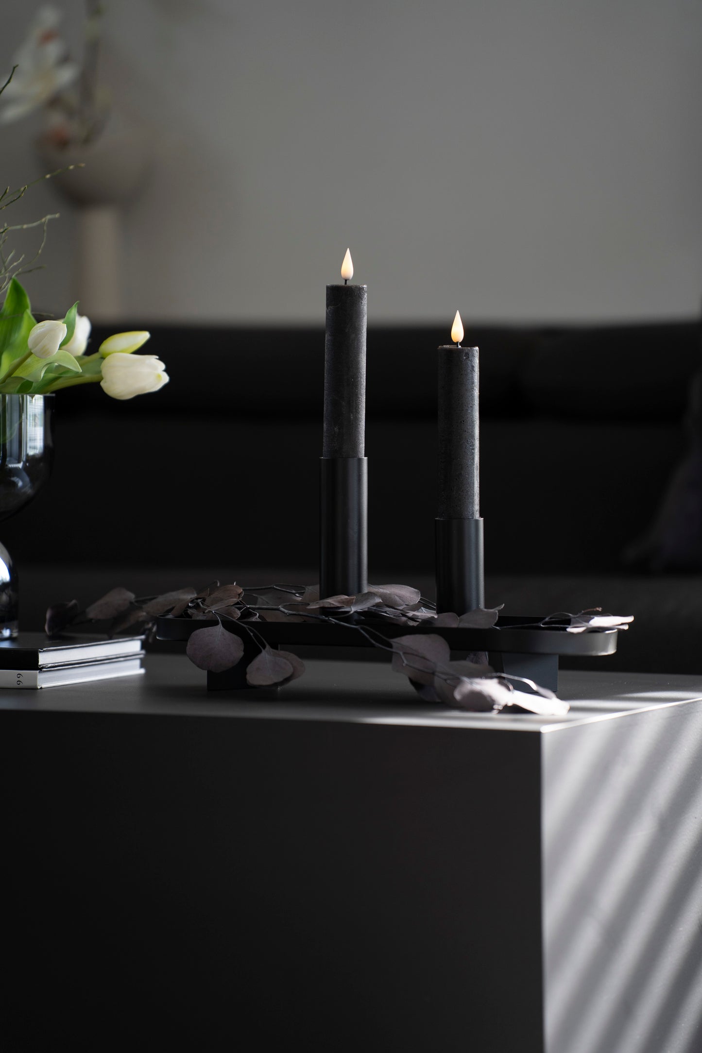 Metall-Kerzenhalter Schwarz im Minimal-Design