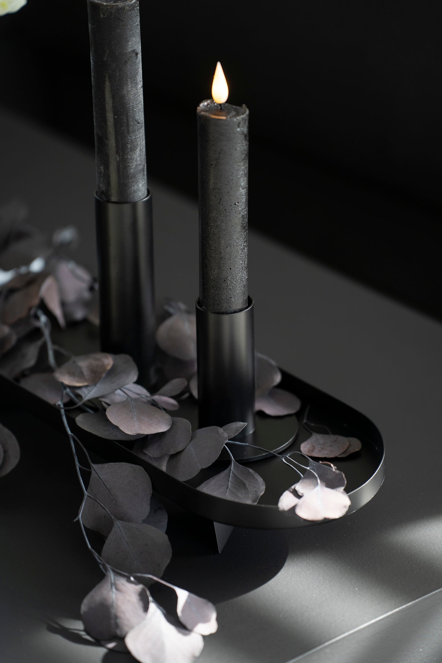Metall-Kerzenhalter Schwarz im Minimal-Design
