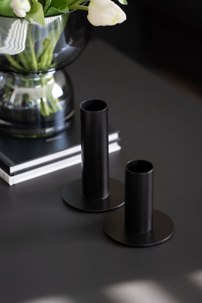 Metall-Kerzenhalter Schwarz im Minimal-Design