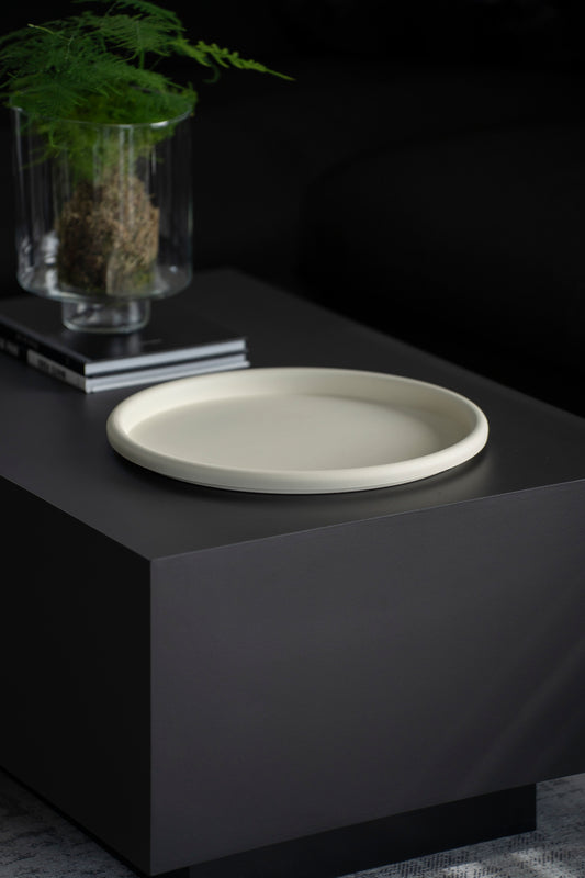 Minimalistisches Metall-Tablett Ø38 cm – Cremeweiß Matt