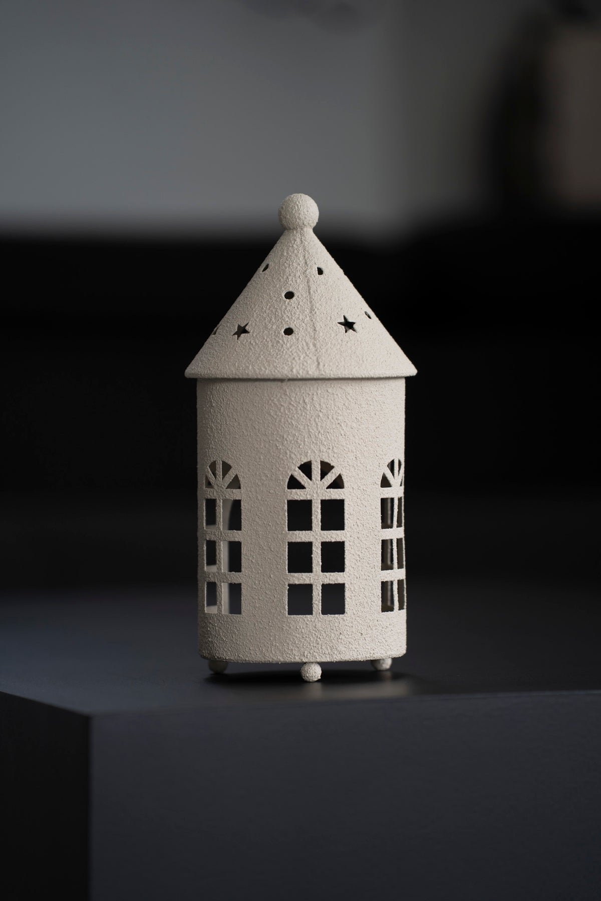Teelichthalter Haus aus Metall, Beige