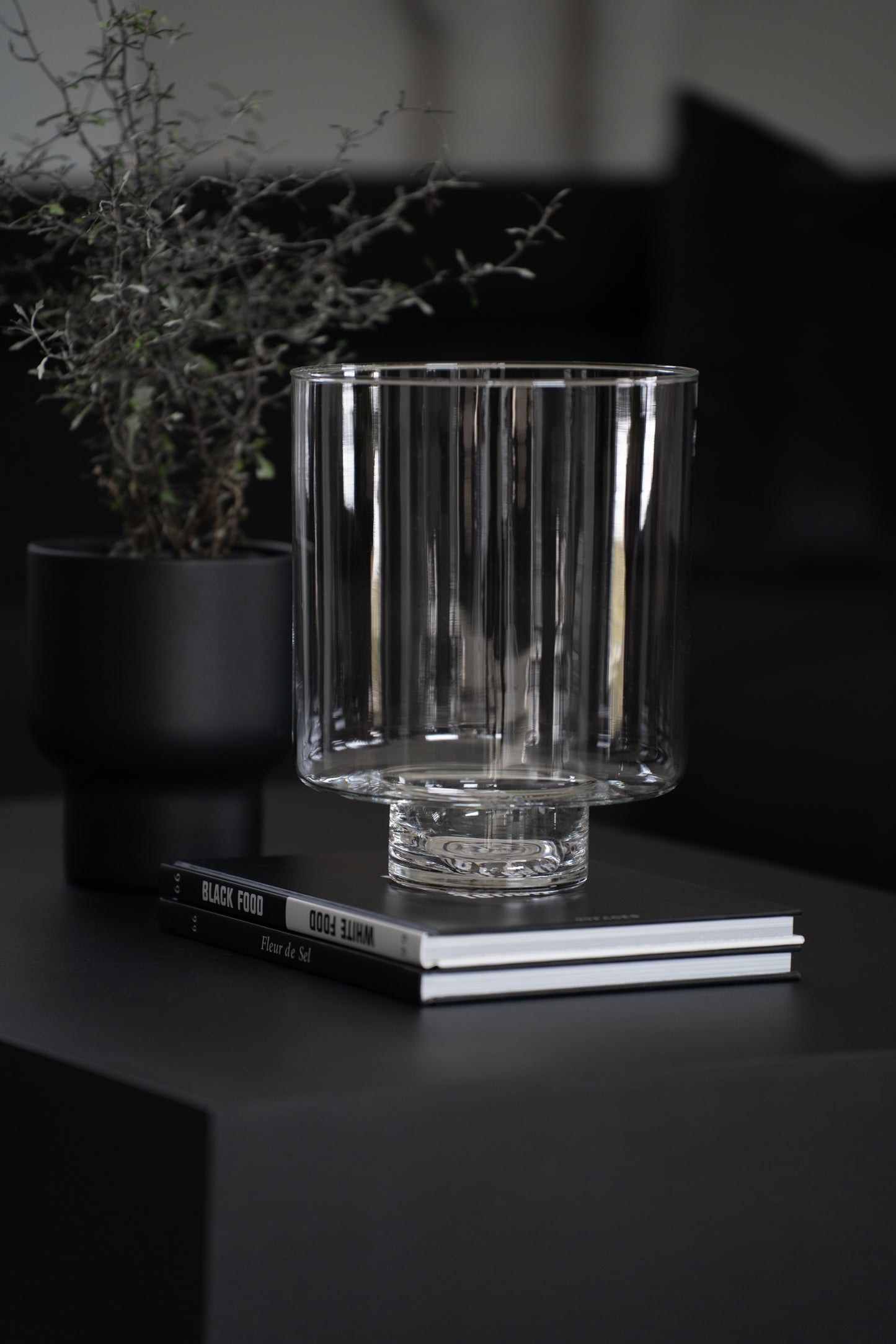 Vase mit Fuß 25 cm