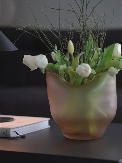 Glasvase beige modern – Design Vase organisch rund